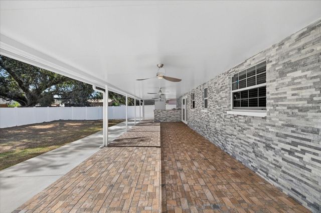 2015 BALFOUR CIRCLE, Tampa, FL 33619