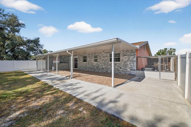 2015 BALFOUR CIRCLE, Tampa, FL 33619