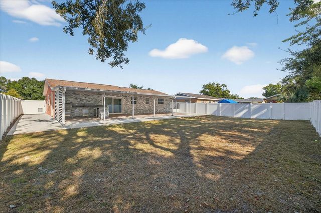 2015 BALFOUR CIRCLE, Tampa, FL 33619