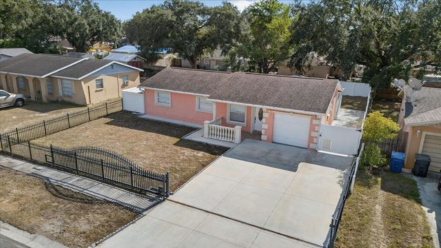 2015 BALFOUR CIRCLE, Tampa, FL 33619