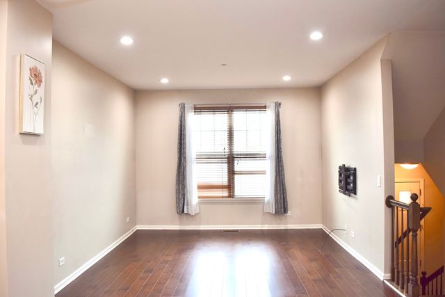 1260 Evergreen Avenue, Des Plaines, IL 60016