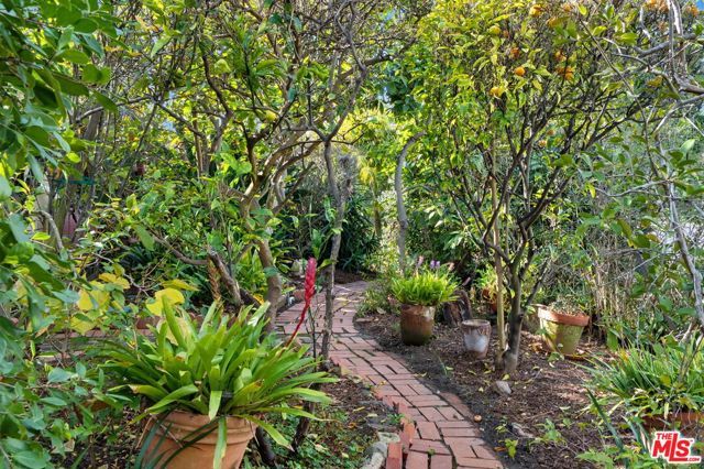 10784 Northgate Street, Culver City, CA 90230