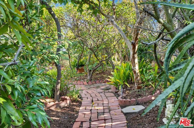 10784 Northgate Street, Culver City, CA 90230