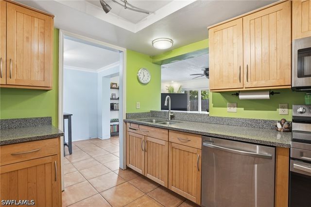 27605 Playa Del Rey LN, Bonita Springs, FL 34135