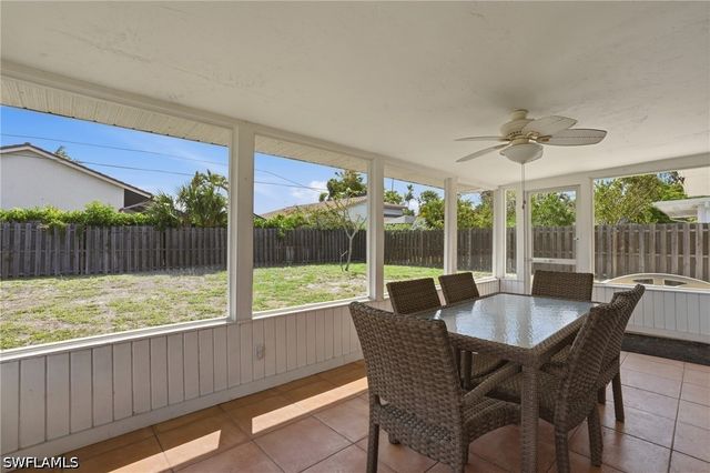 27605 Playa Del Rey LN, Bonita Springs, FL 34135