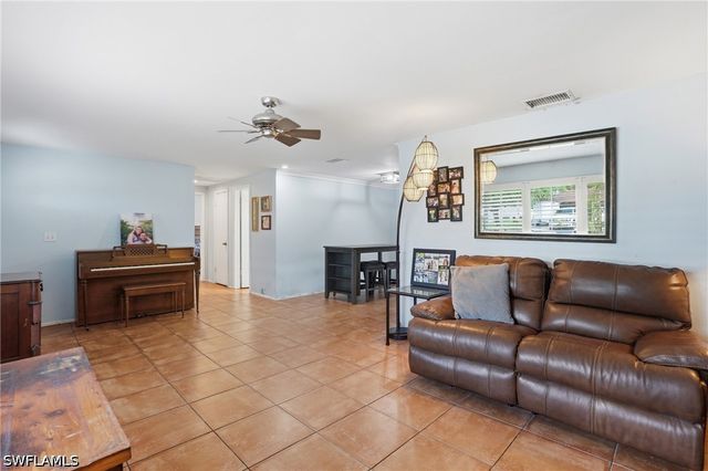 27605 Playa Del Rey LN, Bonita Springs, FL 34135