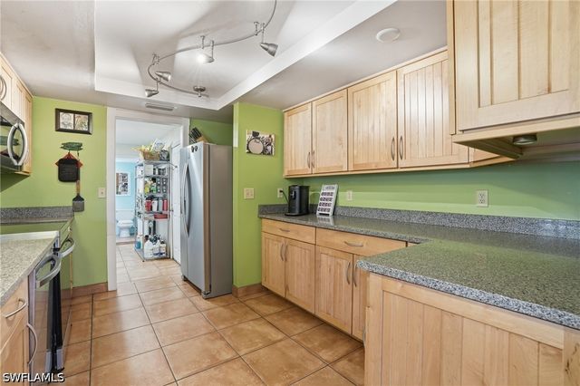 27605 Playa Del Rey LN, Bonita Springs, FL 34135