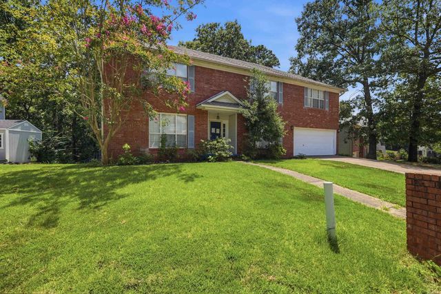 1313 River Oaks Drive, Benton, AR 72019