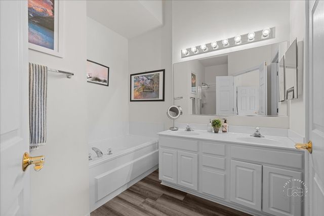 263 Lillian Court, Geneva, IL 60134