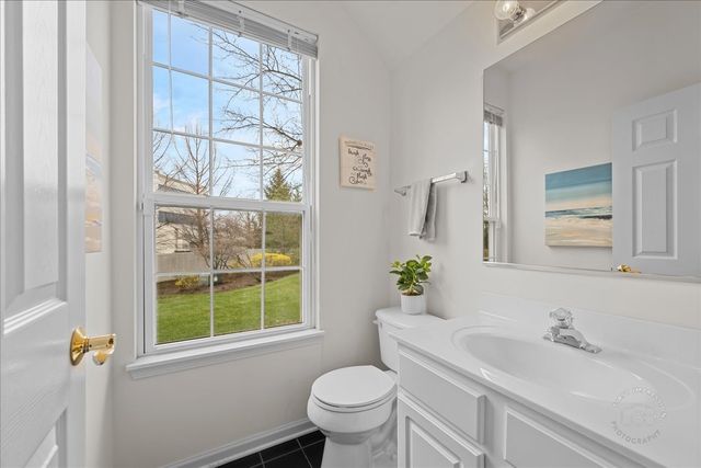 263 Lillian Court, Geneva, IL 60134