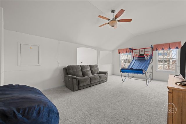 263 Lillian Court, Geneva, IL 60134