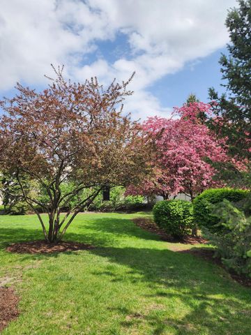 263 Lillian Court, Geneva, IL 60134