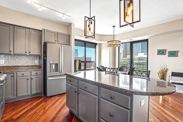 500 E Grant Street 1902, Minneapolis, MN 55404
