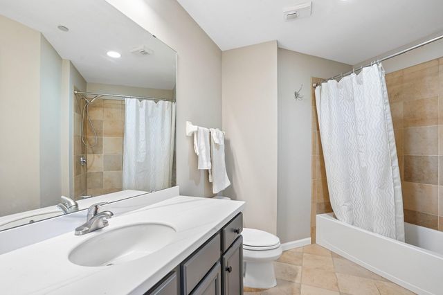 500 E Grant Street 1902, Minneapolis, MN 55404
