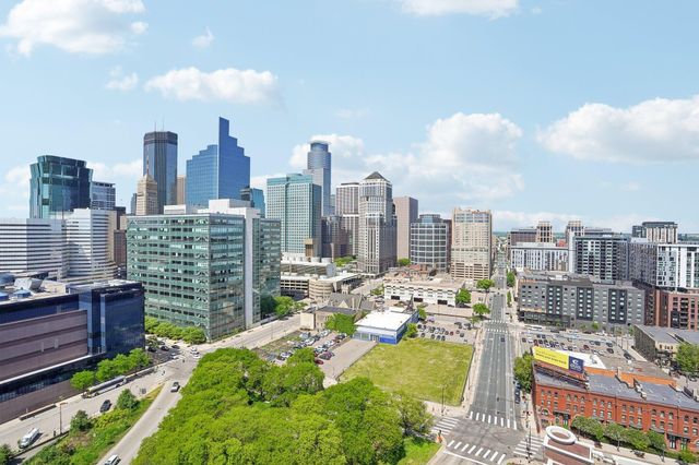 500 E Grant Street 1902, Minneapolis, MN 55404