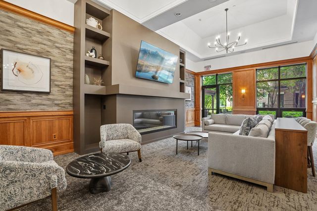 500 E Grant Street 1902, Minneapolis, MN 55404