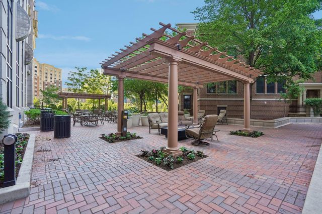 500 E Grant Street 1902, Minneapolis, MN 55404