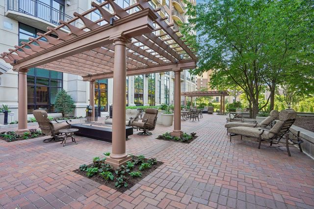 500 E Grant Street 1902, Minneapolis, MN 55404