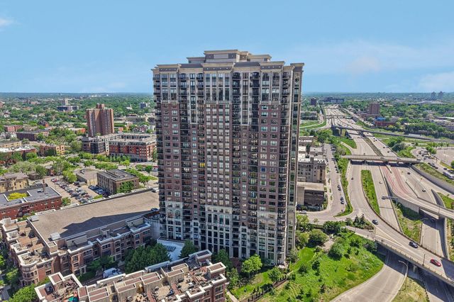 500 E Grant Street 1902, Minneapolis, MN 55404