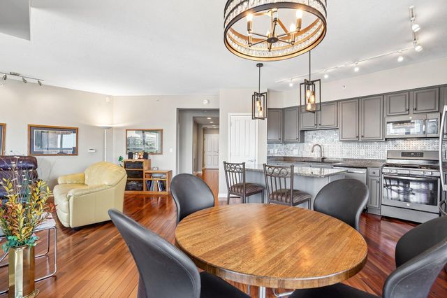 500 E Grant Street 1902, Minneapolis, MN 55404