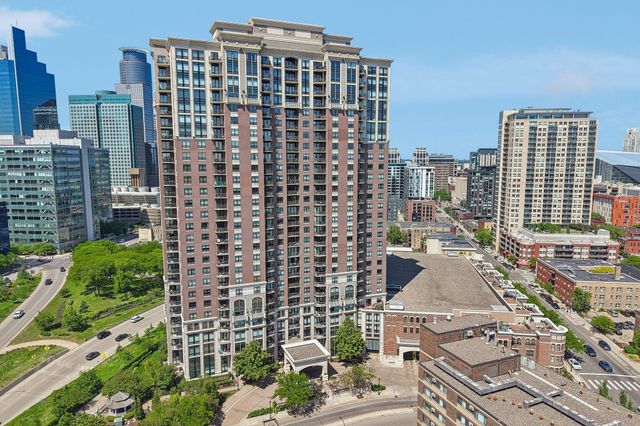 500 E Grant Street 1902, Minneapolis, MN 55404