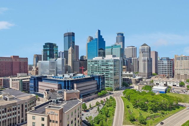 500 E Grant Street 1902, Minneapolis, MN 55404