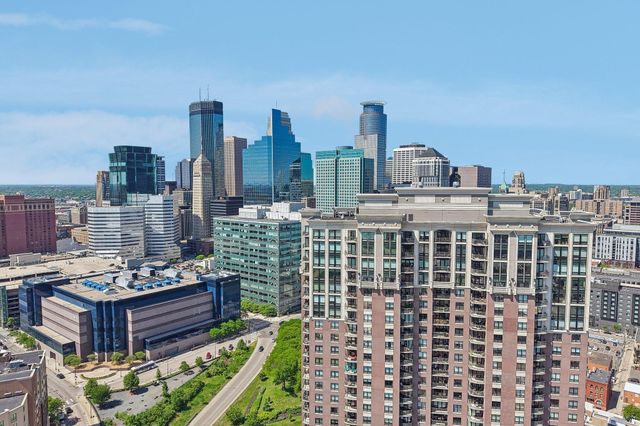500 E Grant Street 1902, Minneapolis, MN 55404