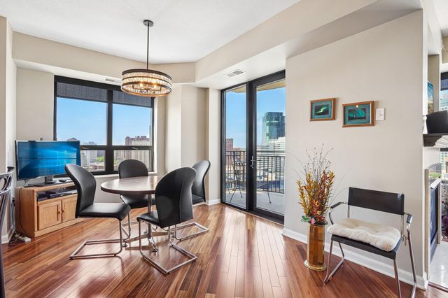 500 E Grant Street 1902, Minneapolis, MN 55404