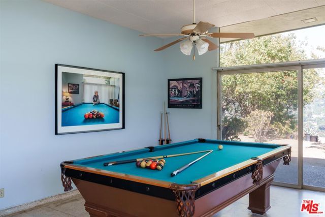 2885 Edgewick Road, Glendale, CA 91206
