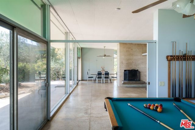 2885 Edgewick Road, Glendale, CA 91206