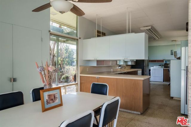 2885 Edgewick Road, Glendale, CA 91206