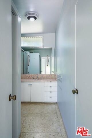 2885 Edgewick Road, Glendale, CA 91206