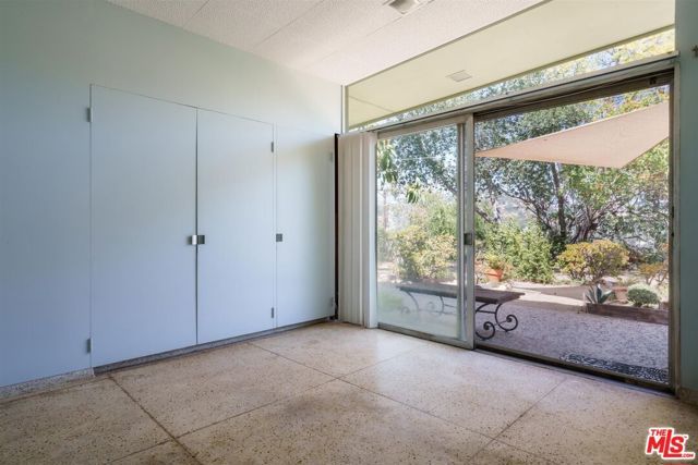 2885 Edgewick Road, Glendale, CA 91206