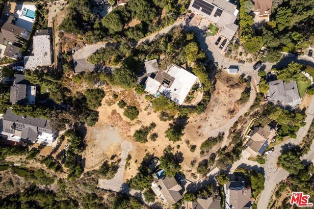 2885 Edgewick Road, Glendale, CA 91206