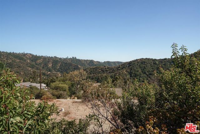 2885 Edgewick Road, Glendale, CA 91206