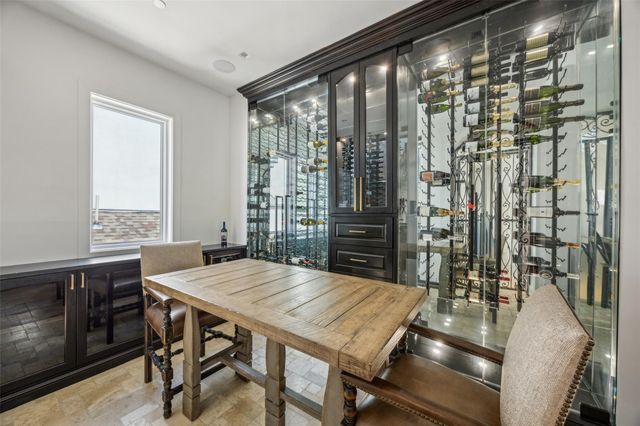 2210 Boll Street, Dallas, TX 75204