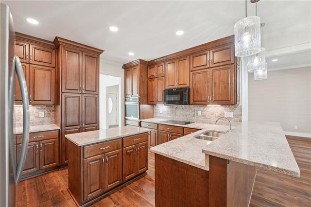 569 Byrd Mountain Lane, Canton, GA 30114