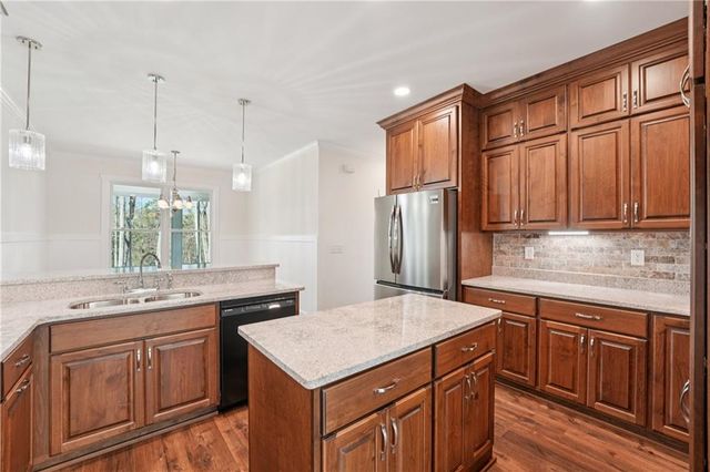 569 Byrd Mountain Lane, Canton, GA 30114
