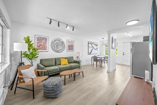 2021 Plunkett Street 2019, Hollywood, FL 33020