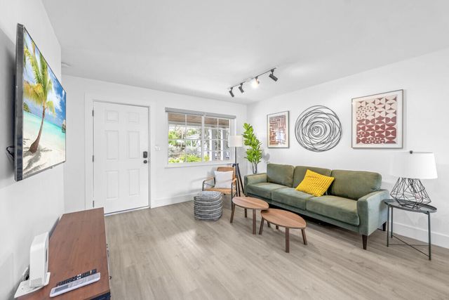 2021 Plunkett Street 2019, Hollywood, FL 33020