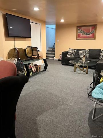 29413 Timberwood, Southfield, MI 48034