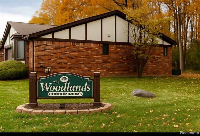 29413 Timberwood, Southfield, MI 48034