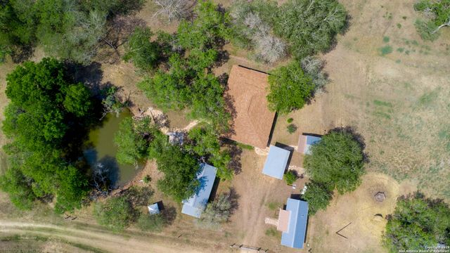 1591 county road 476, Stockdale, TX 78160
