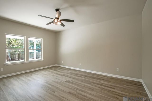 13042 Vermilion Dr, Denham Springs, LA 70726