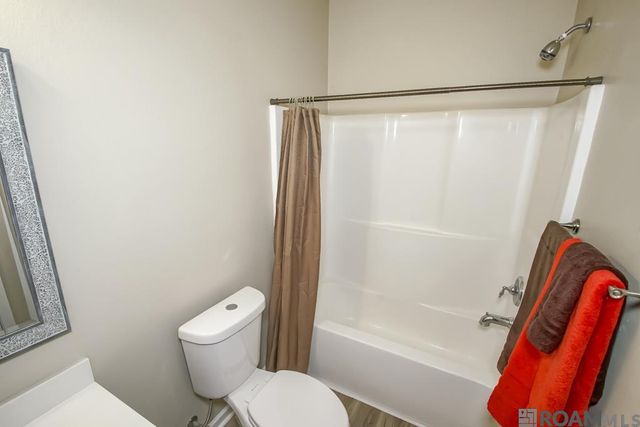 13042 Vermilion Dr, Denham Springs, LA 70726