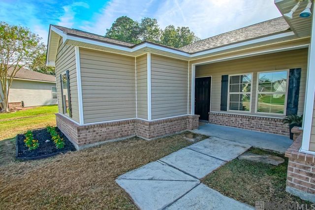 13042 Vermilion Dr, Denham Springs, LA 70726