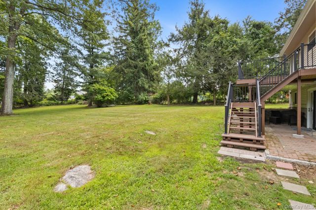 424 Cording Lane, Yorktown Heights, NY 10598