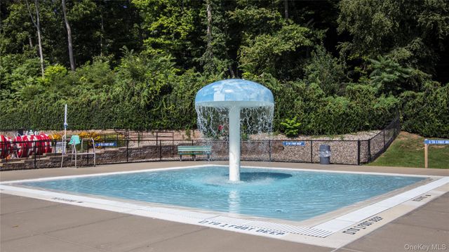 424 Cording Lane, Yorktown Heights, NY 10598