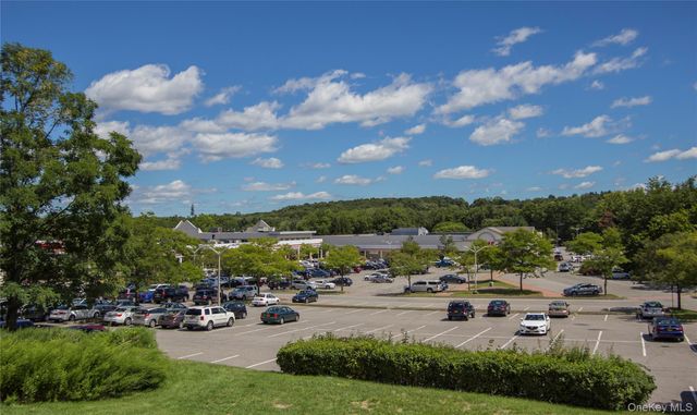 424 Cording Lane, Yorktown Heights, NY 10598