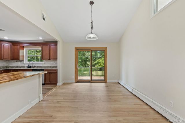 424 Cording Lane, Yorktown Heights, NY 10598